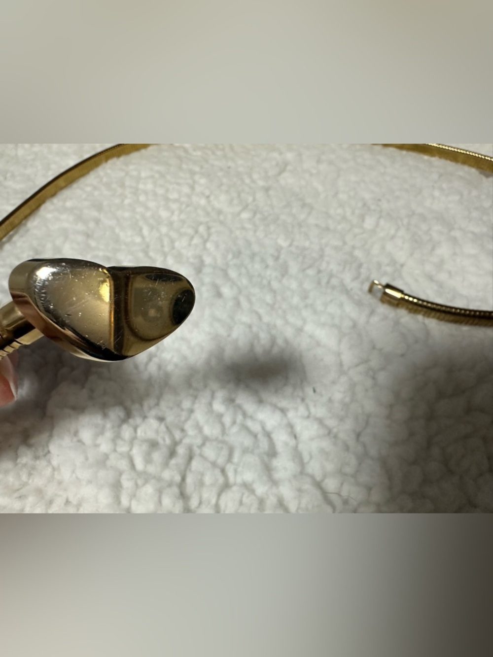 Vintage Goldtone Heart Stretch Serpentine Belt - Women Accessories 27-32” - Picture 2 of 4